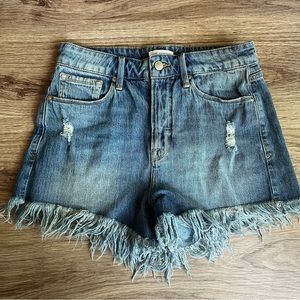 NWOT Good American Bombshell Short